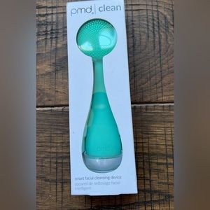 NWT PMD Smart Facial Cleansing Brush